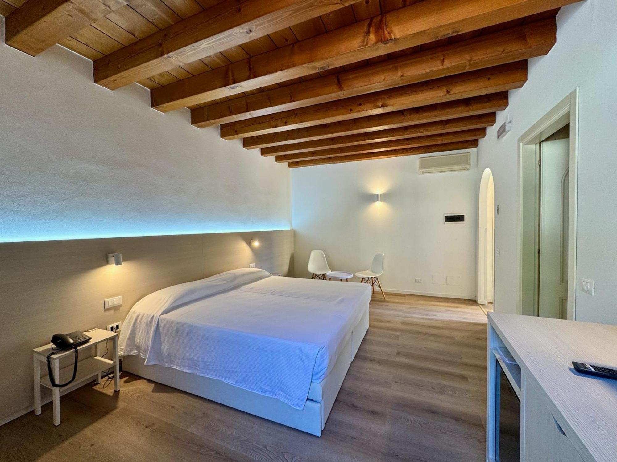 Corte Impero Hotel & Restaurant アッフィ エクステリア 写真